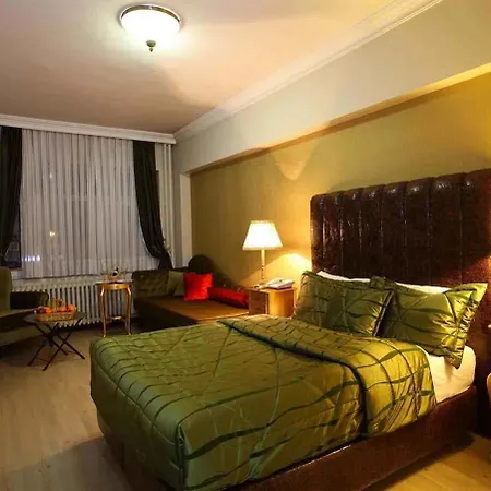 Hotel Lapasori *