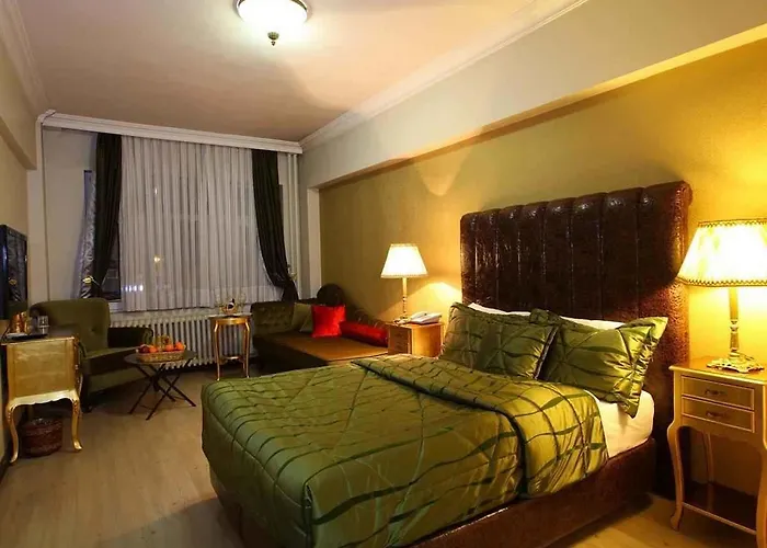 Отель Lapasori *